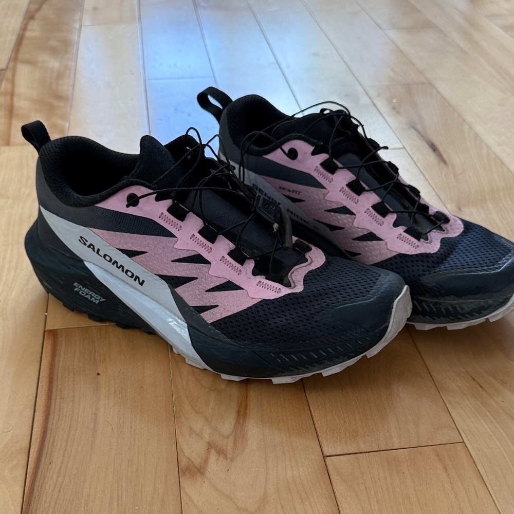 Salomon Sense Ride 5. Women's size 8